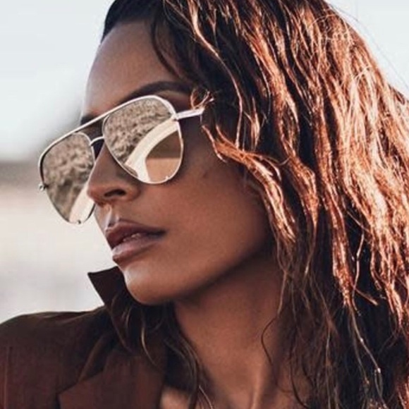 NWT Quay Australia High Key Gold Sunglasses - Picture 2 of 8